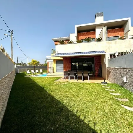 Funtastic Villa With Pool Albufeira Exterior photo